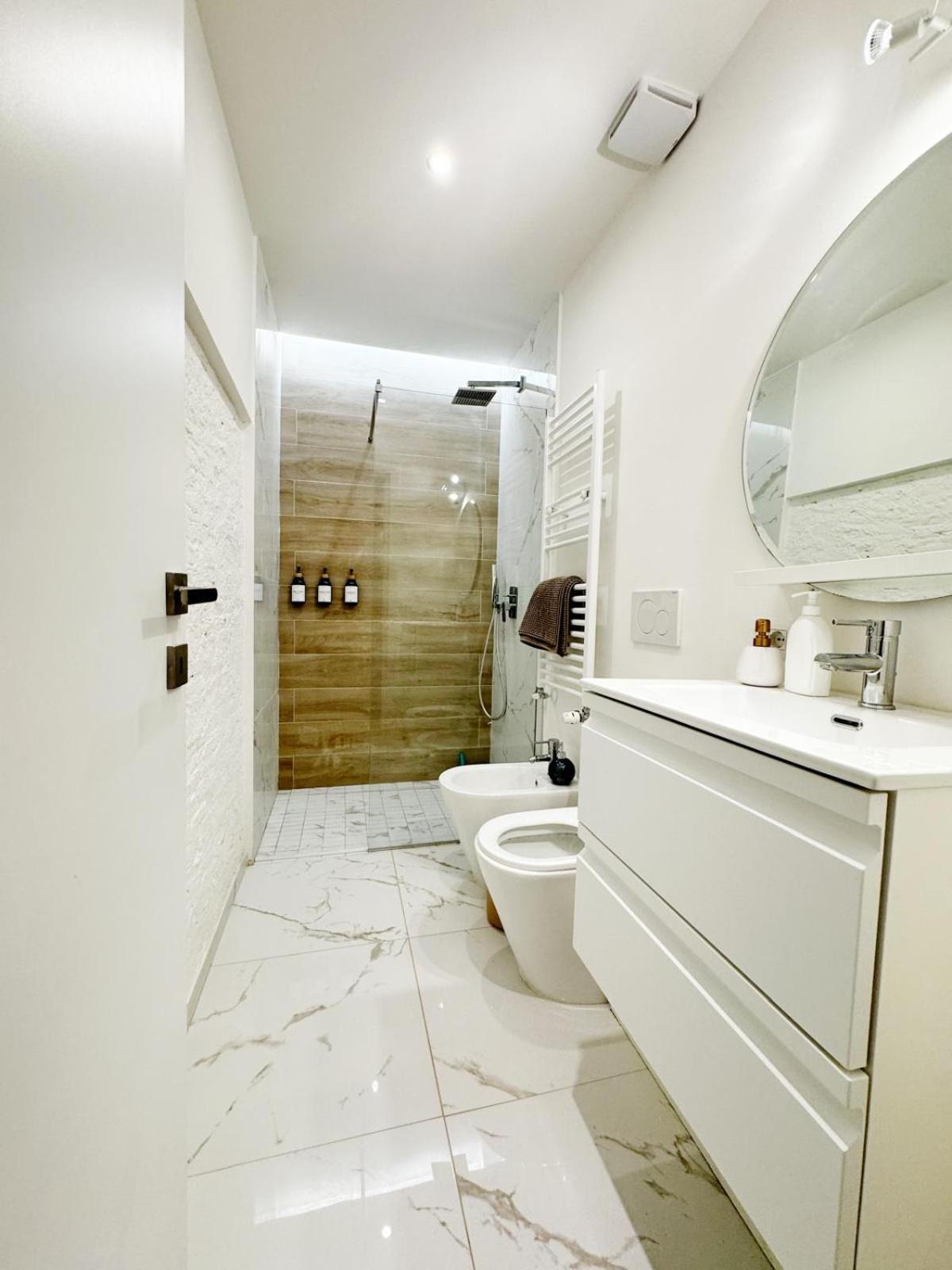 Boutique Room - Centro Storico 20 Min Da Firenze Empoli Dış mekan fotoğraf