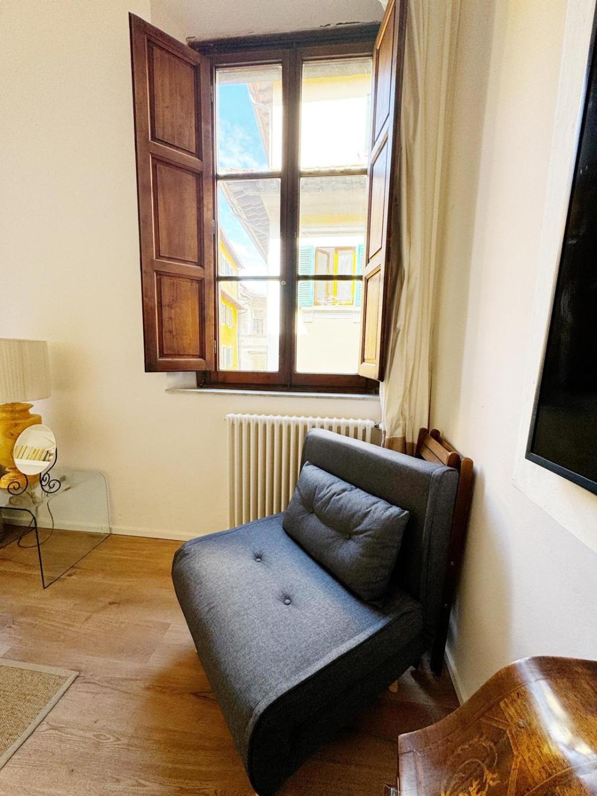 Boutique Room - Centro Storico 20 Min Da Firenze Empoli Dış mekan fotoğraf