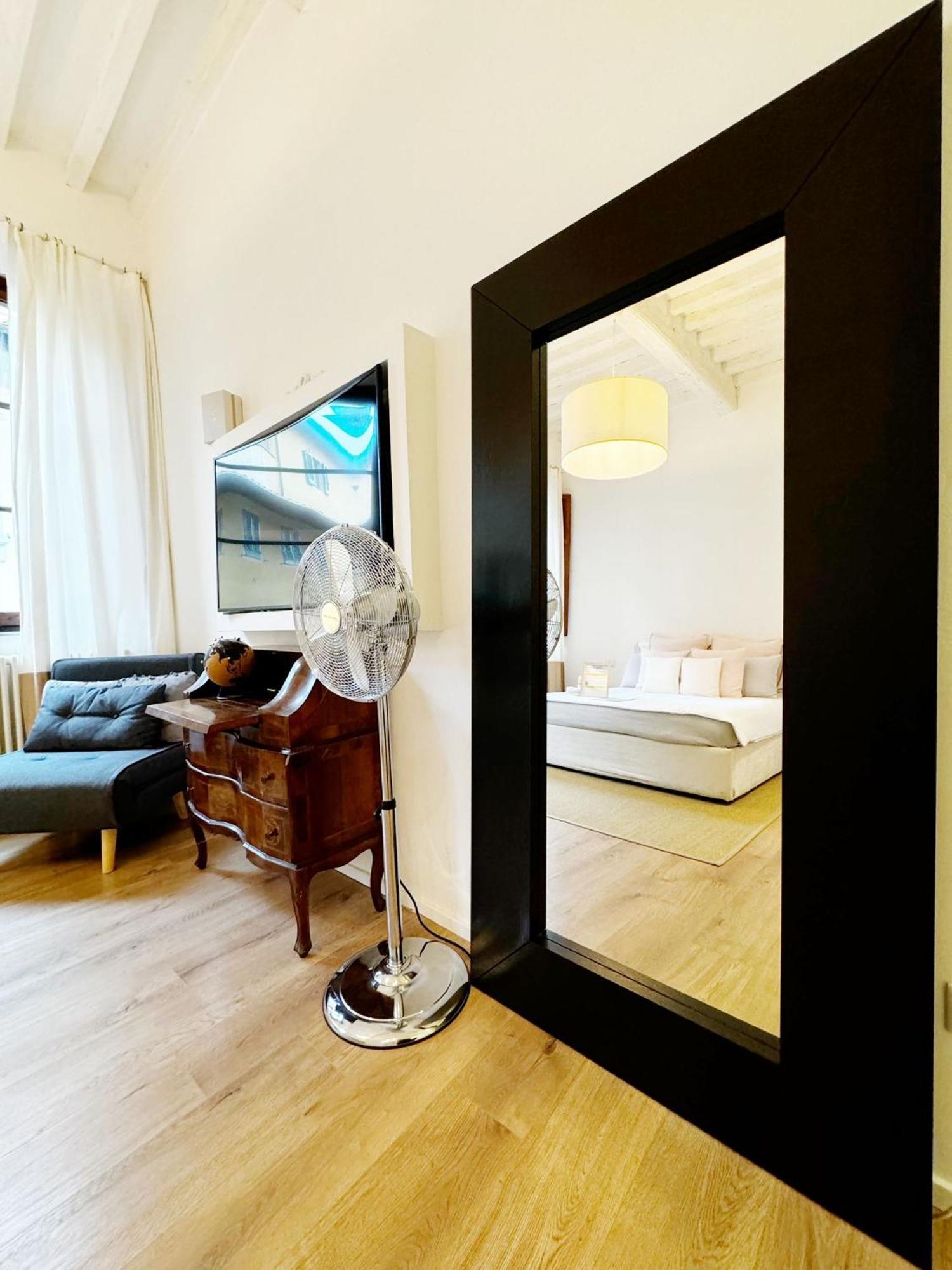 Boutique Room - Centro Storico 20 Min Da Firenze Empoli Dış mekan fotoğraf