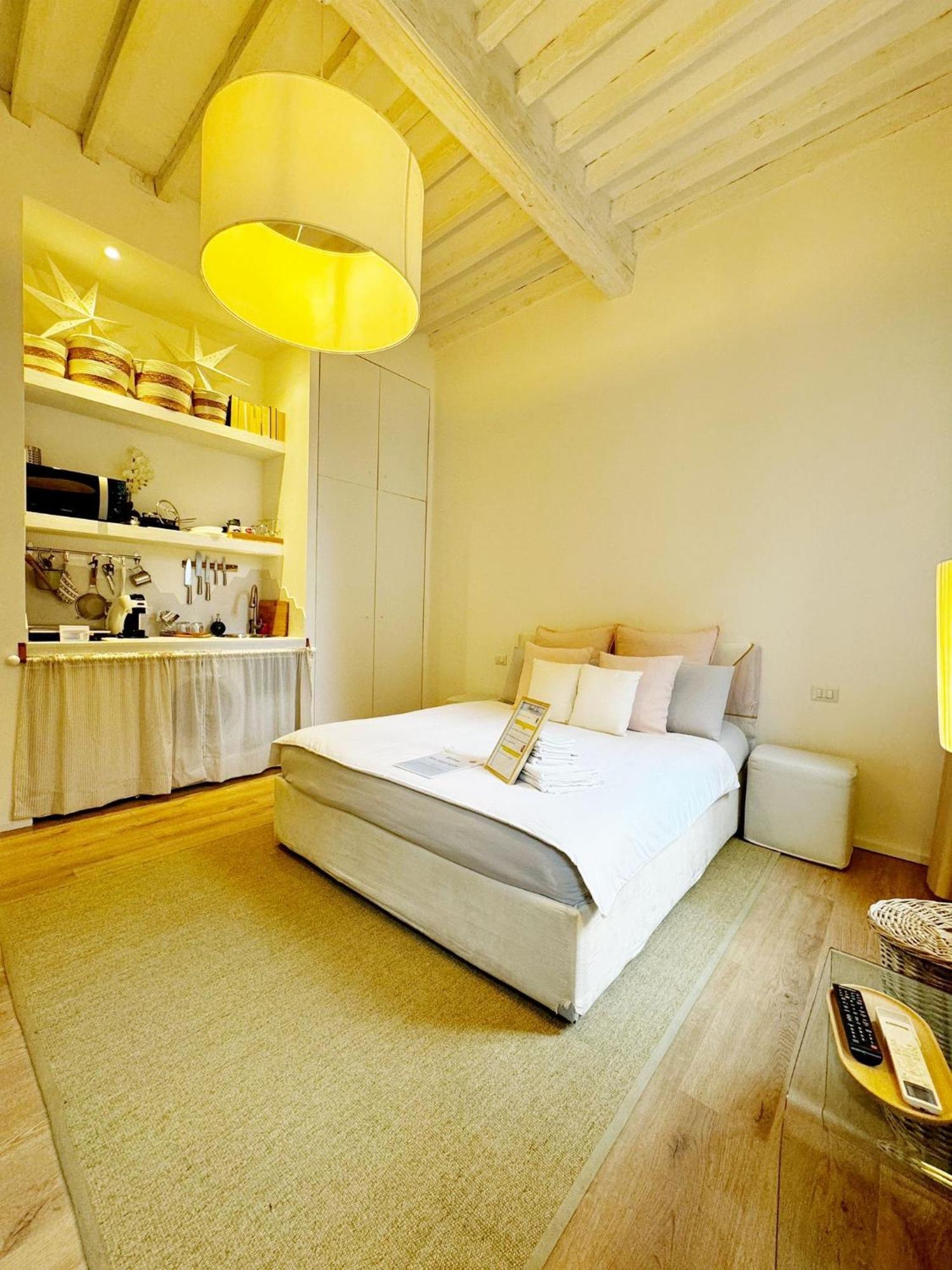 Boutique Room - Centro Storico 20 Min Da Firenze Empoli Dış mekan fotoğraf
